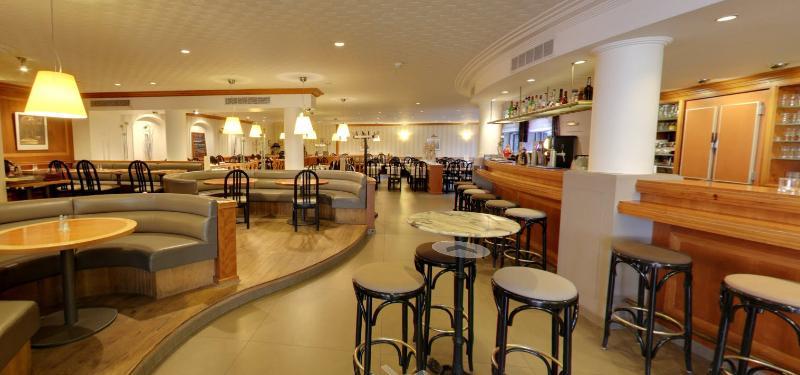 Castelnou Aparthotel Γάνδη Εξωτερικό φωτογραφία